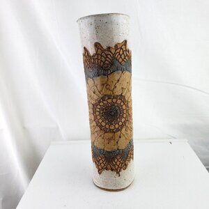 Dalton Pottery 1982 Wrapped Vase Flower